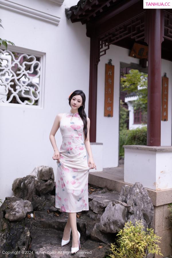 逗逗DouDou  [XiuRen]高清写真图 2024.08.29 No.9087 小逗逗 丝袜美腿第7张图片